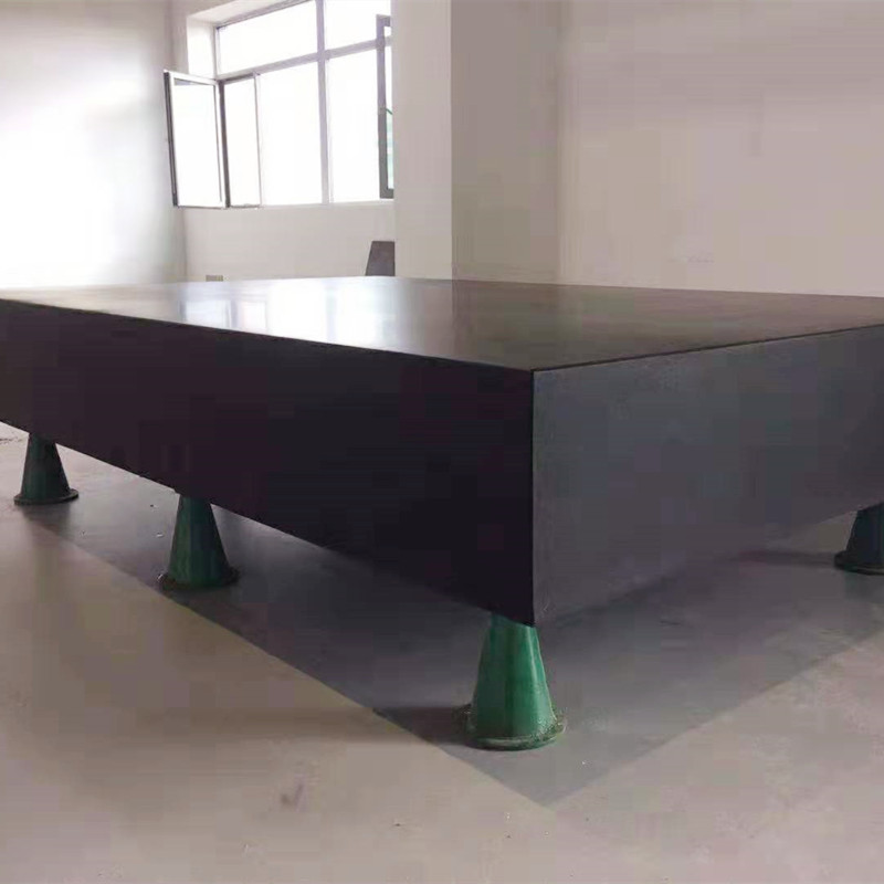 Kenkan pii fa Surface Plate a Wɔtɔn ho .